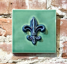 Load image into Gallery viewer, Fleur De Lis - Bold