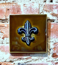 Load image into Gallery viewer, Fleur De Lis - Bold