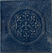 Load image into Gallery viewer, Fleur De Lis 6x6

