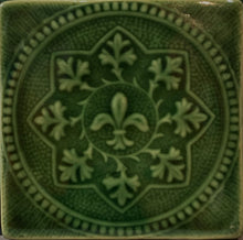 Load image into Gallery viewer, Fleur De Lis  4x4
