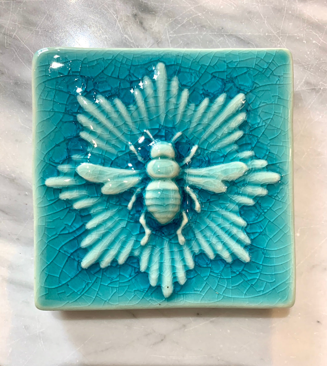BEE Tile (QUEEN)